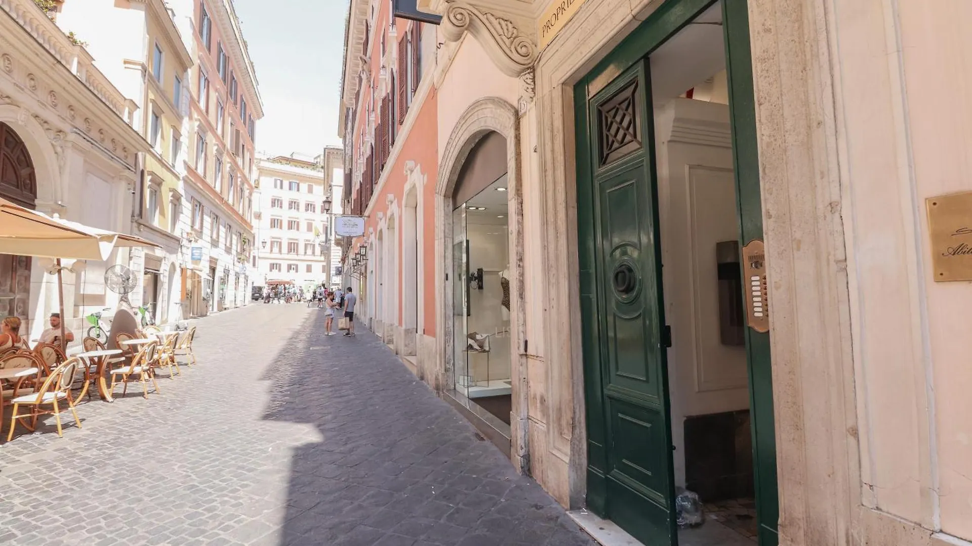 We Home - Frattina14 - Piazza Di Spagna Rome 0*,  Italy