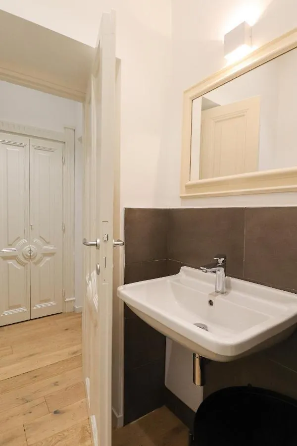 We Home - Frattina14 - Piazza Di Spagna Rome 0*,  Italy