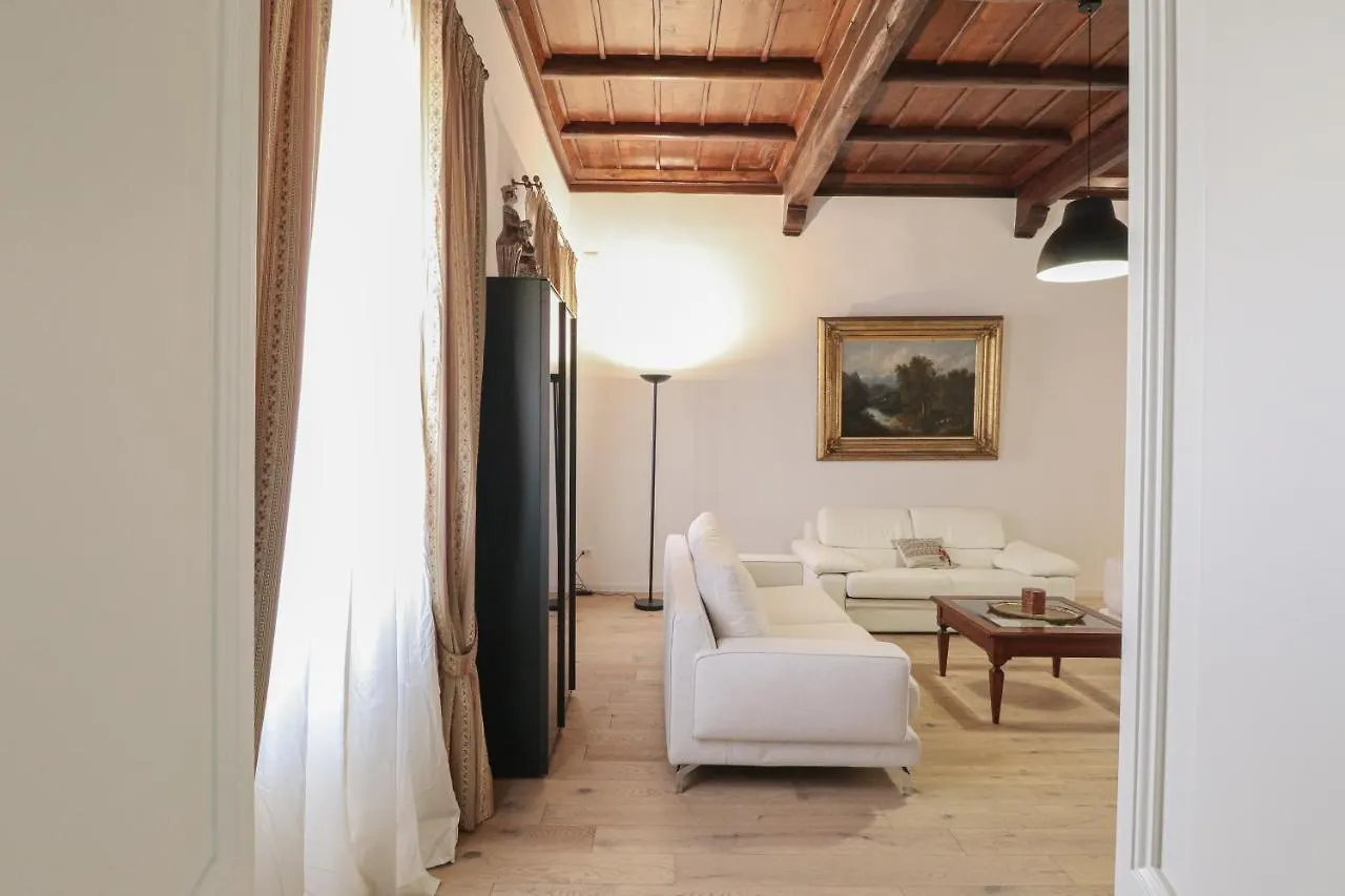 We Home - Frattina14 - Piazza Di Spagna Rome 0*,  Italy